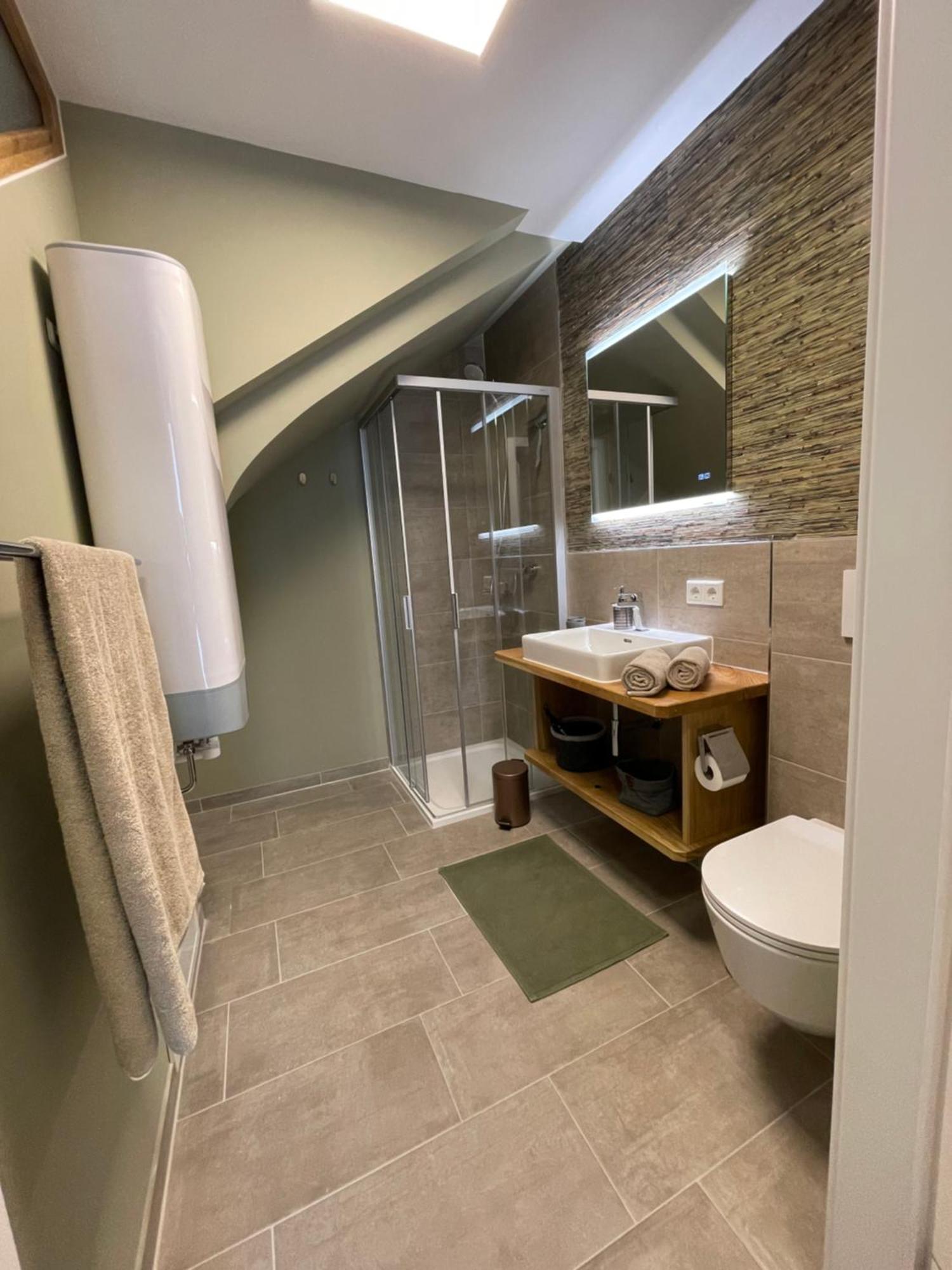 Die Tauplitz Lodges - Adler Auszeit Lodge D6 By Aa Holiday Homes Εξωτερικό φωτογραφία